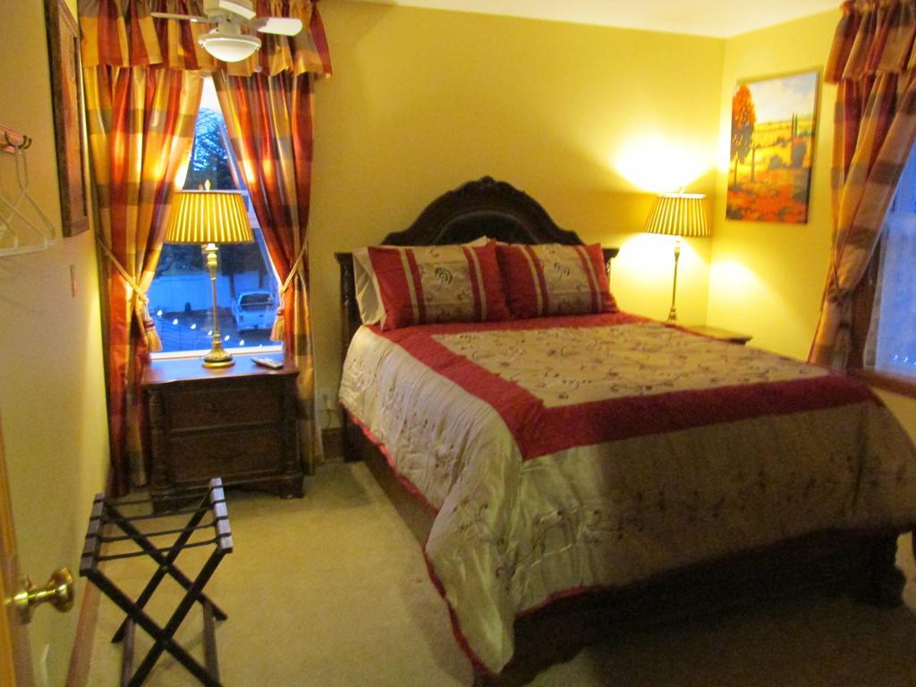 Mansion Inn Lake Stevens Camera foto